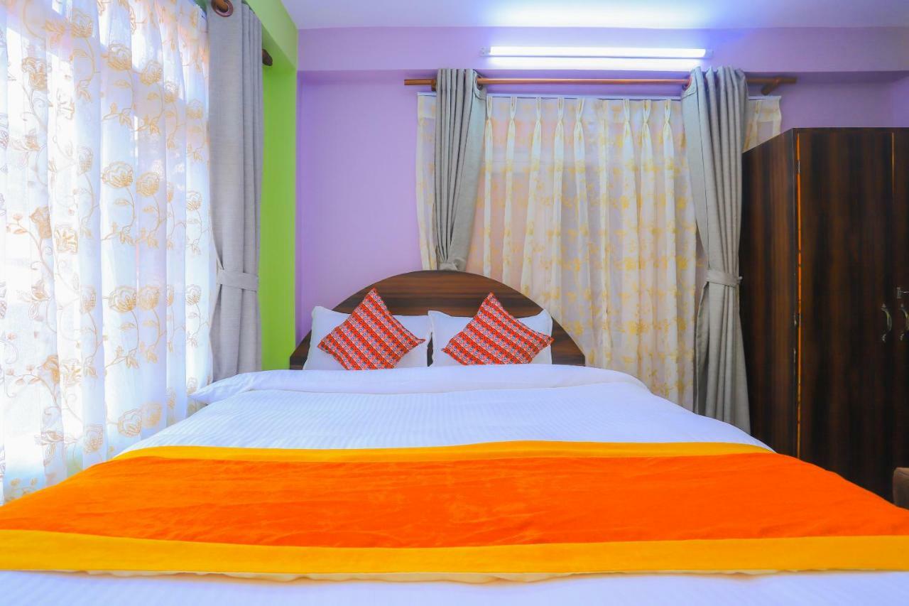 Oyo 492 Hotel Yeti Home Catmandu Exterior foto