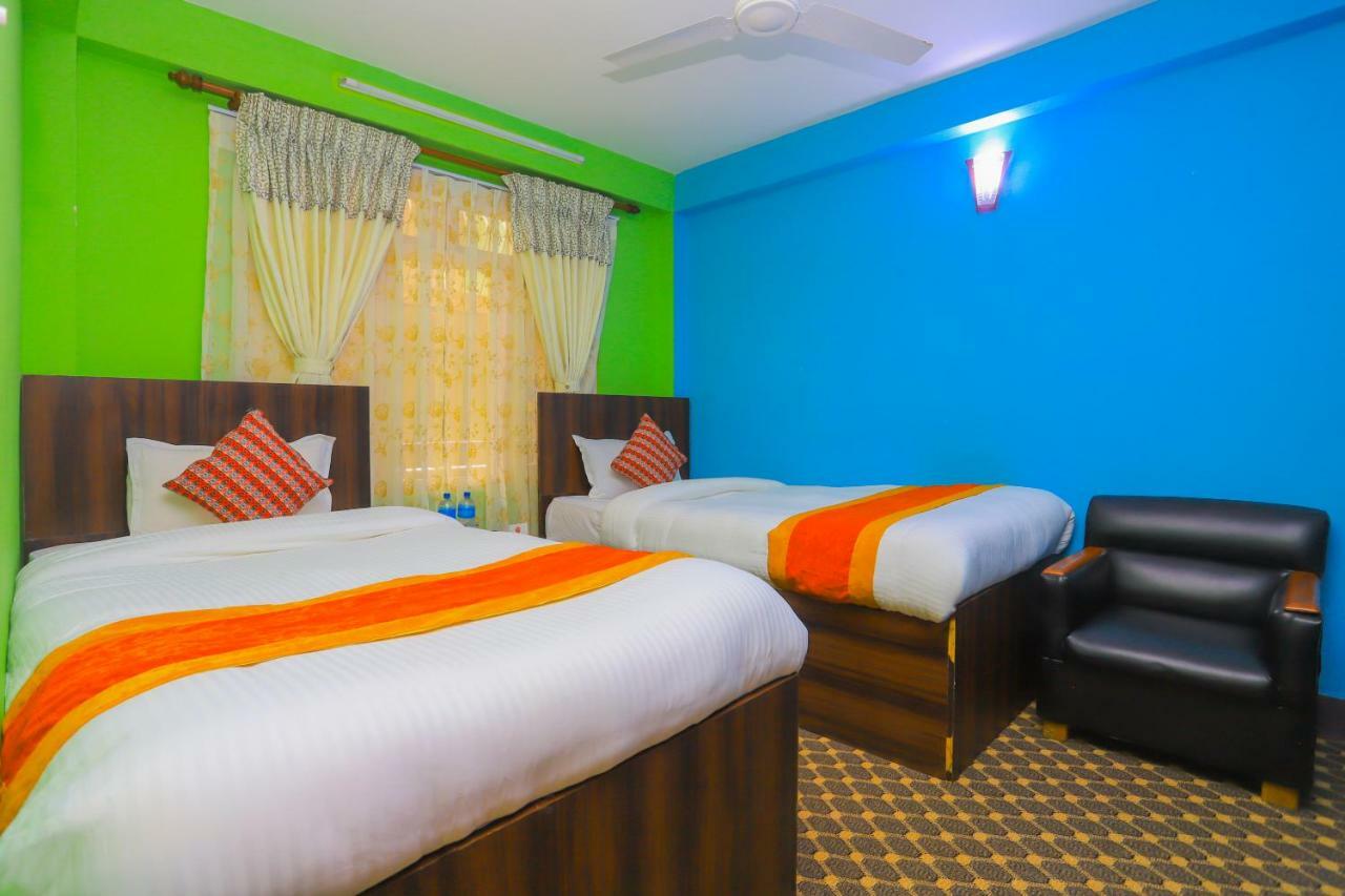 Oyo 492 Hotel Yeti Home Catmandu Exterior foto